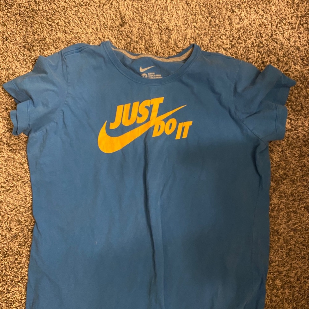 Nike shirt